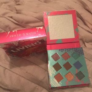 Makeup palette